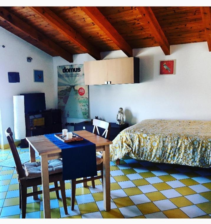 Casetta Gialla Giaveno Luaran gambar