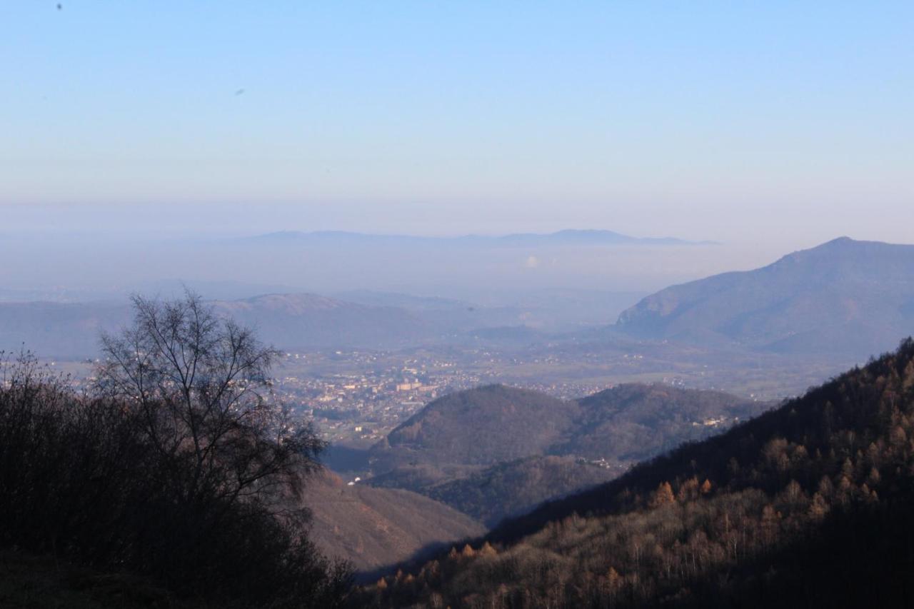 Casetta Gialla Giaveno Luaran gambar